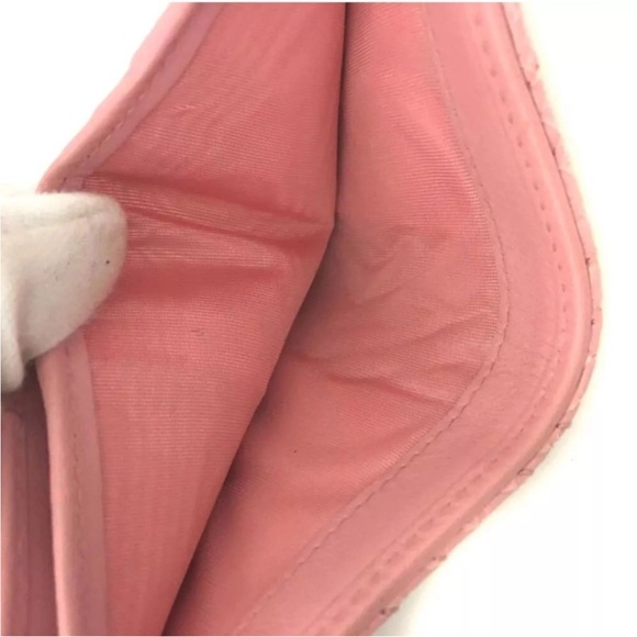 ❌ SOLD ❌Gucci Marmont Python Compact Wallet w/ COA - Picture 6 of 9